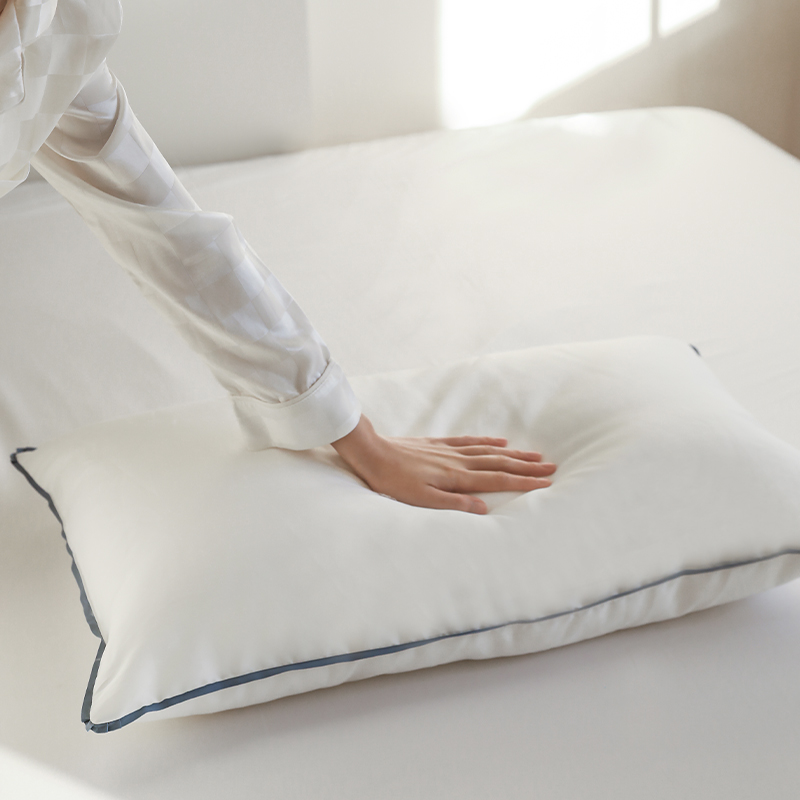 Ultra-Soft Down-Like Cotton Pillow