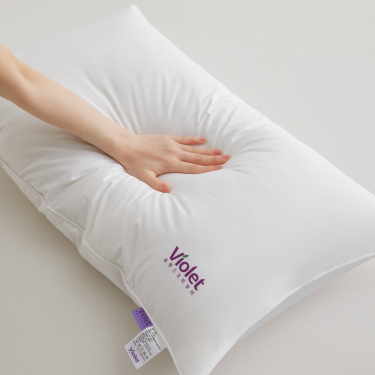 The Ultimate Guide to Pillow Sizes for a Perfect Nights Sleep(图2)